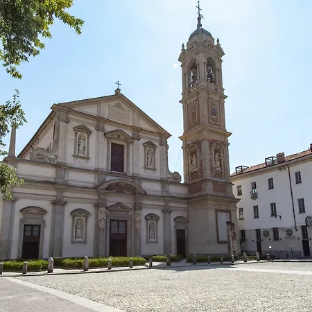 アパート Duomo - Santo Stefano ミラノ